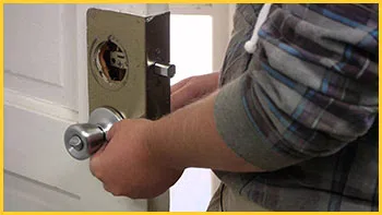 Exclusive Locksmith Service Reston, VA 703-570-4213 - 13-lock-replace