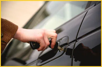 Exclusive Locksmith Service Reston, VA 703-570-4213 - 18-car-unlock